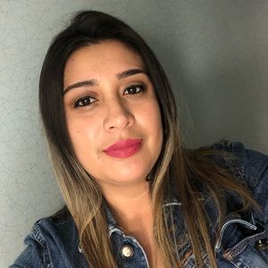 Meet your Posher, Perla